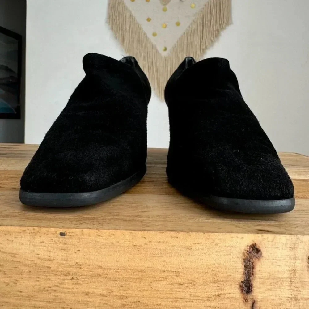 Stuart Weitzman Black Stretch Suede Square Long Toe Box Block Heel Shoe Bootie
